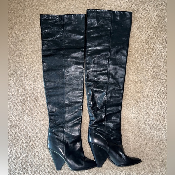 Saint Laurent Niki 105 over-the-knee boots in black shiny leather. 38 - Picture 4 of 16